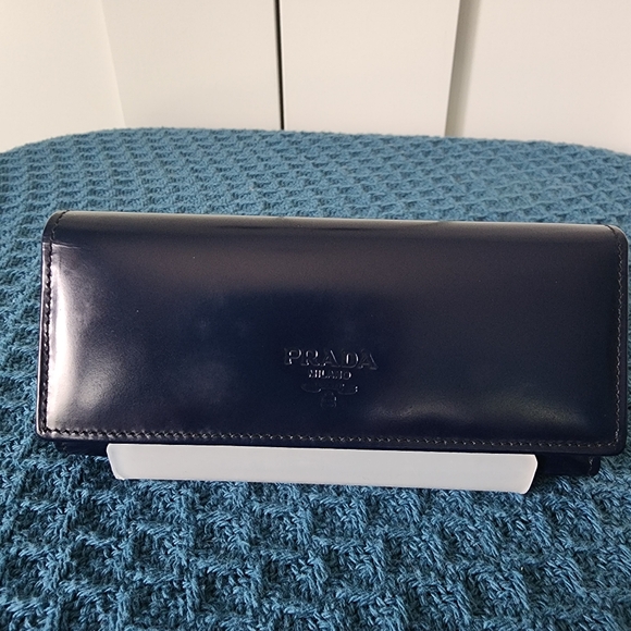 Prada EUC Blue Key Holder - Picture 8 of 9
